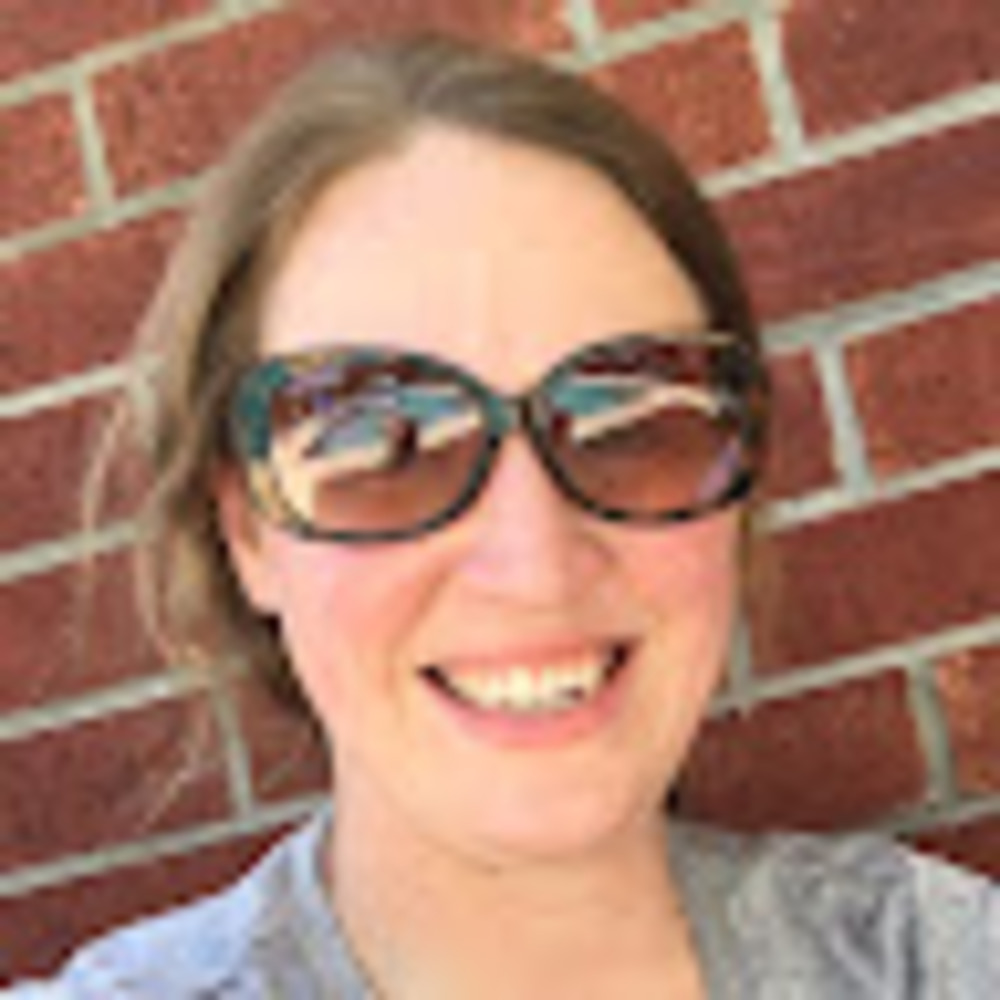 Meet your Posher, Claire